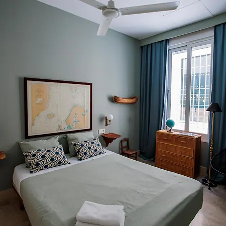 Hn Arrayan * Севилья